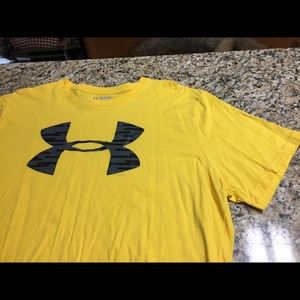 Under Amour Men's Tshirt